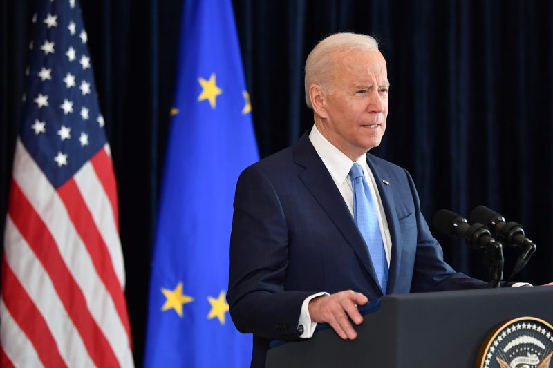 Joe Biden signe un décret pour le nouveau cadre de transfert de données entre l&rsquo;UE et les États-Unis