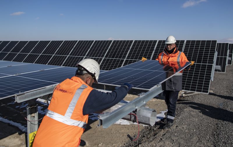 En 2024, le solaire a dépassé le charbon dans le mix électrique de l’UE