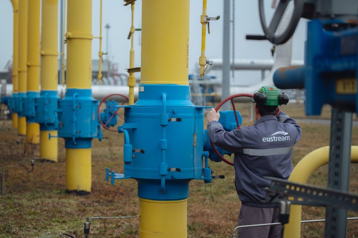 La chute des exportations de pétrole et de gaz russe prive le Kremlin de fonds