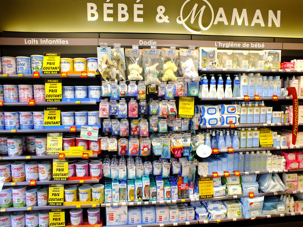 L’UE fixe un seuil de sécurité pour une toxine après des rappels mondiaux de lait infantile