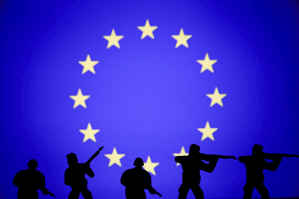 Que se passerait-il si la clause de d&eacute;fense mutuelle de l&rsquo;UE &eacute;tait activ&eacute;e ? L&rsquo;Europe cherche des r&eacute;ponses