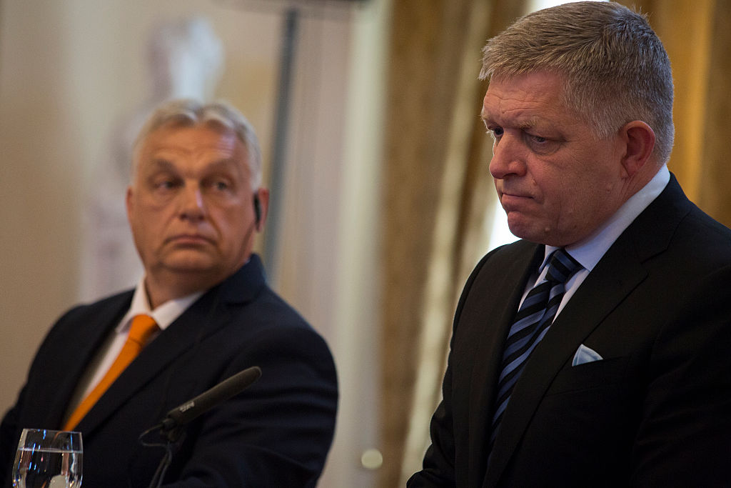 L&rsquo;alliance Orb&aacute;n-Fico prend fin avec un regain de tensions entre la Slovaquie et la Hongrie