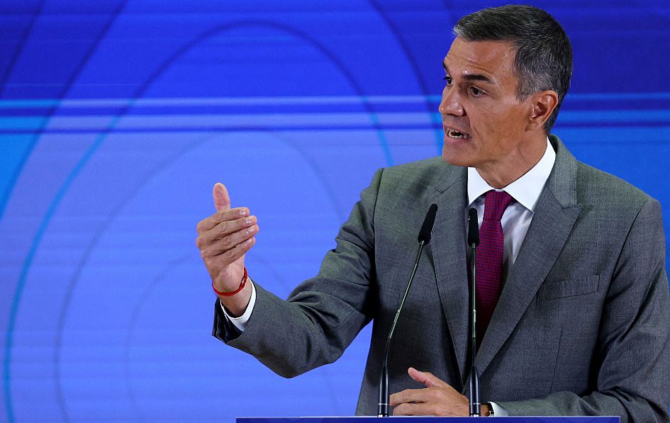 Pedro S&aacute;nchez : &laquo; L&rsquo;Espagne dit non &agrave; la guerre &raquo;
