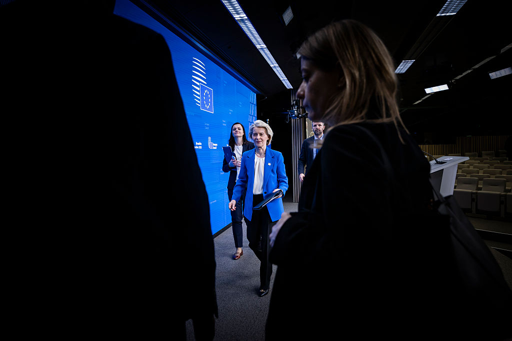 L&rsquo;UE exhorte ses partenaires &agrave; contribuer &agrave; combler le d&eacute;ficit de financement de 30 milliards d&rsquo;euros de l&rsquo;Ukraine