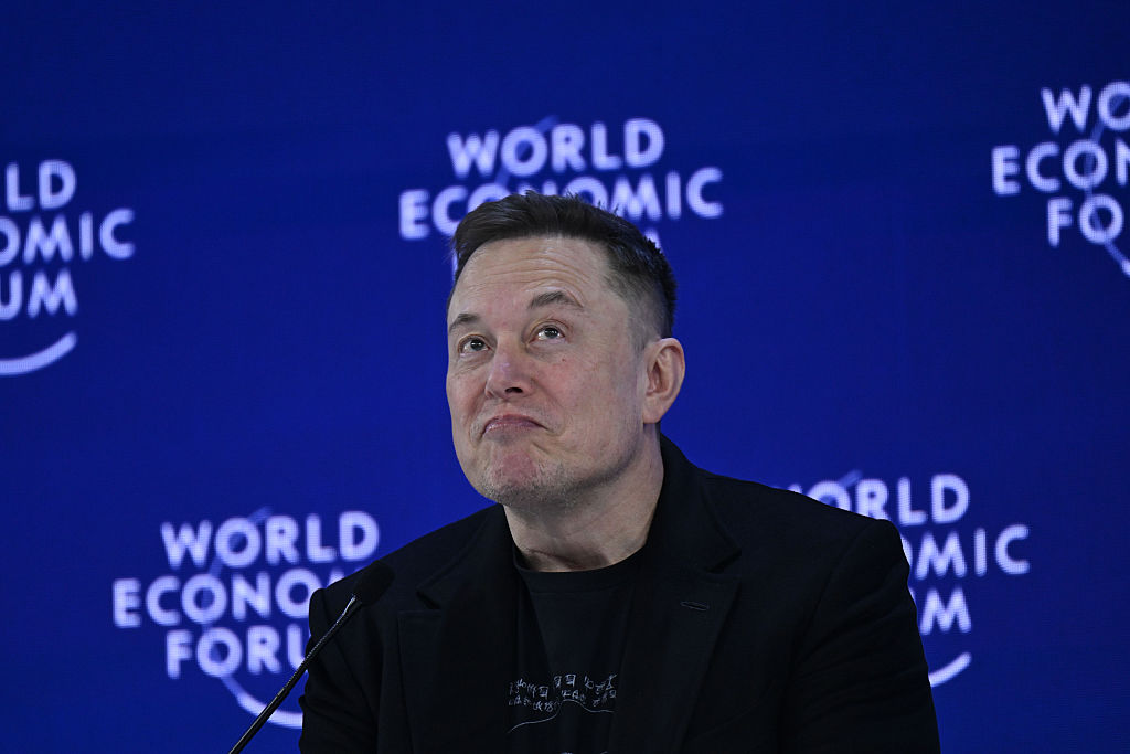 Musk soup&ccedil;onn&eacute; par les procureurs fran&ccedil;ais d&rsquo;avoir encourag&eacute; la diffusion de deepfakes pour gonfler la valeur de X