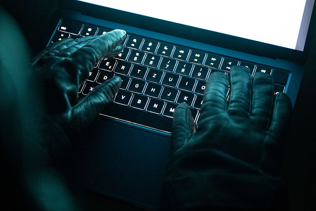 Le scandale grec de surveillance relanc&eacute; par une prise de position d&rsquo;un fabricant de logiciels espions