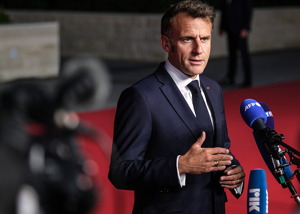 Macron ravive le d&eacute;bat sur l&rsquo;&eacute;talement de la dette Covid de l&rsquo;UE