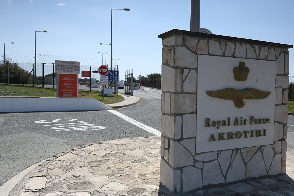 Chypre souhaite ren&eacute;gocier le contr&ocirc;le des bases militaires britanniques sur son sol