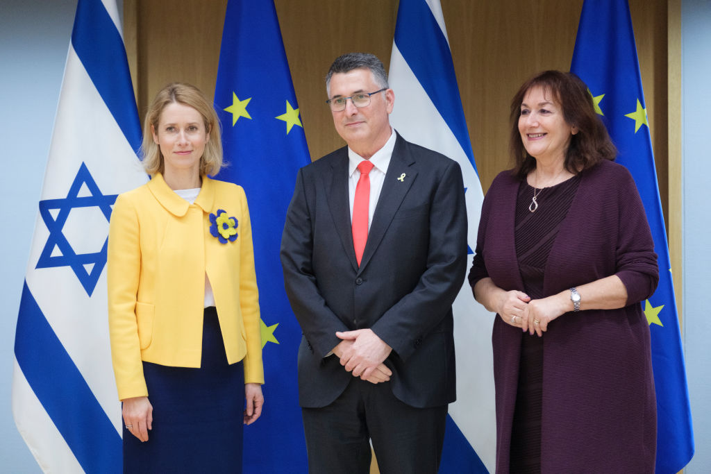 L&rsquo;UE adopte une attitude &laquo; hostile &raquo; face &agrave; la violence des colons en Cisjordanie